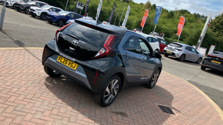 Toyota Aygo X 1.0 VVT-i Edge 5dr Petrol Hatchback